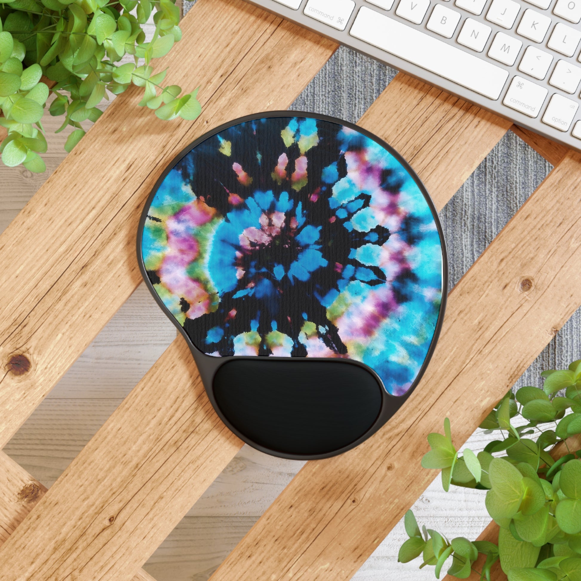 Vibrant Tie-Dye Mouse Pad with Wrist Rest, Colorful Office Accessories, Ideal for Home Office, Gift for Creatives, Desk Decor